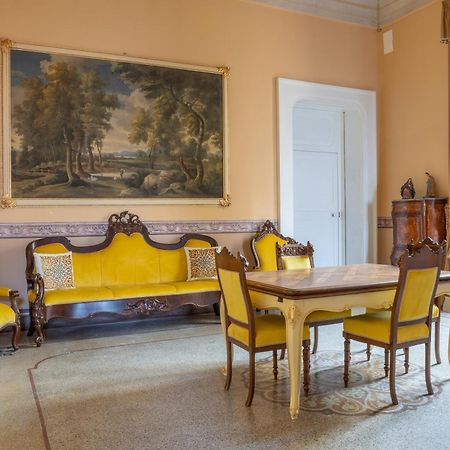 ホテル Il Cavaliere Al Borgo Antico コペルティーノ エクステリア 写真