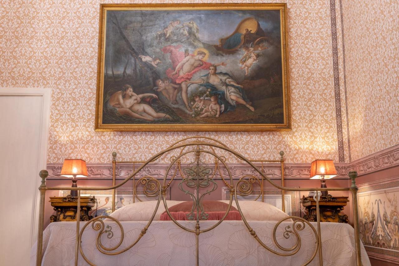 ホテル Il Cavaliere Al Borgo Antico コペルティーノ エクステリア 写真