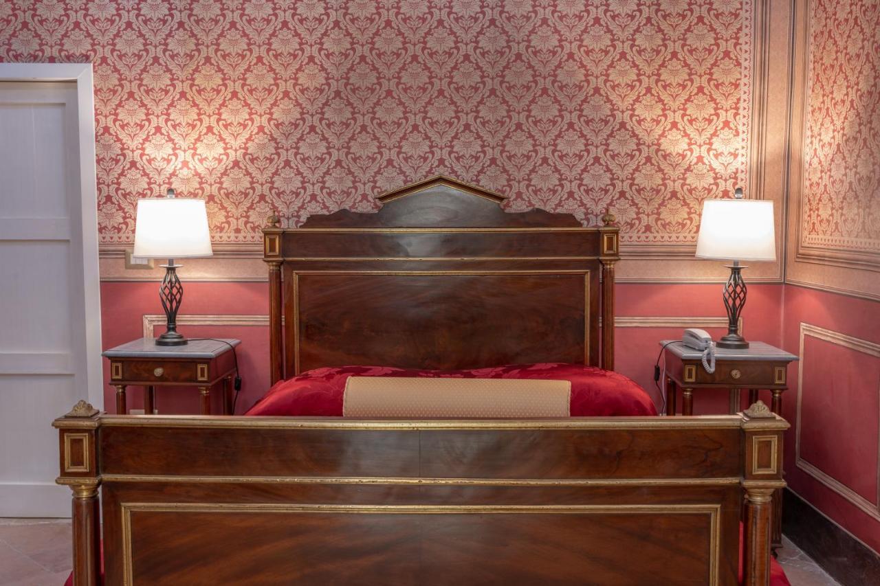ホテル Il Cavaliere Al Borgo Antico コペルティーノ エクステリア 写真