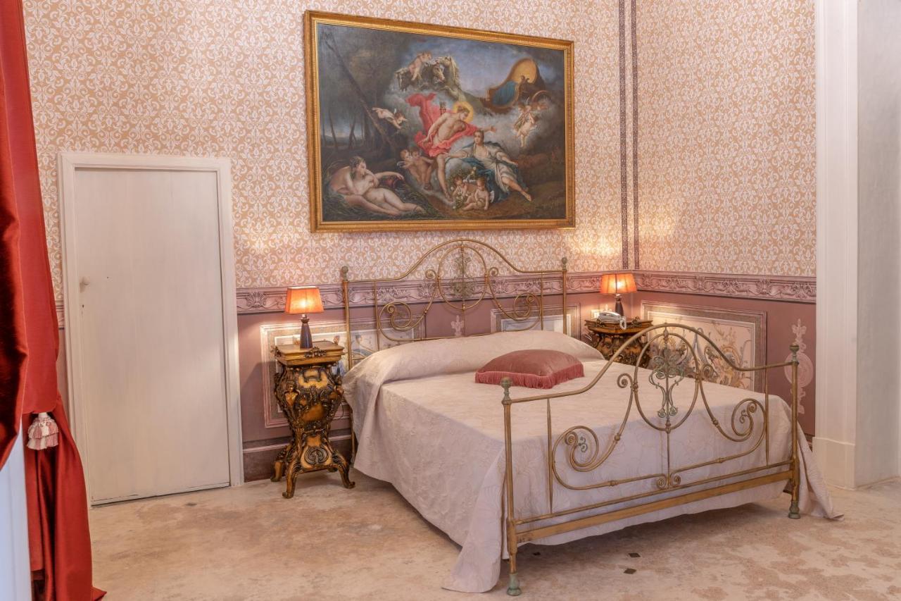 ホテル Il Cavaliere Al Borgo Antico コペルティーノ エクステリア 写真