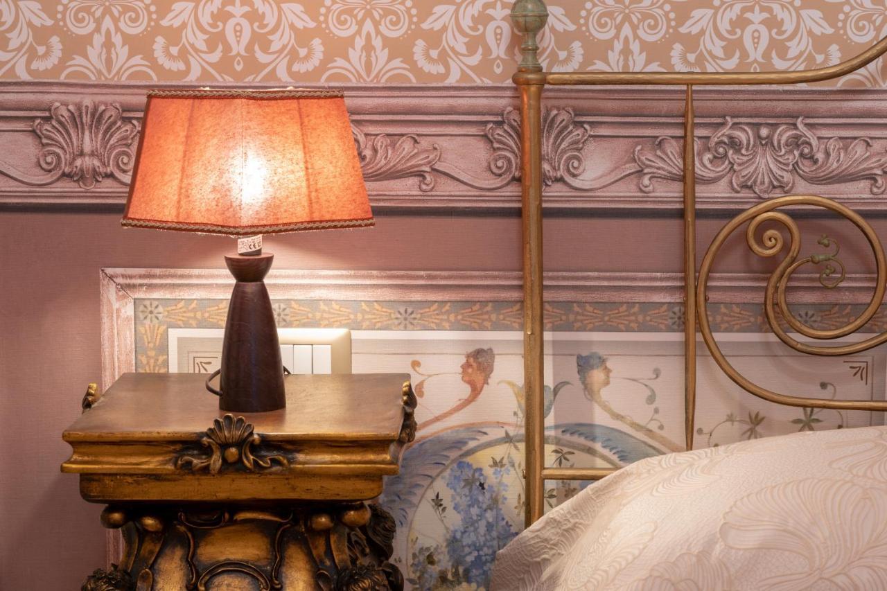 ホテル Il Cavaliere Al Borgo Antico コペルティーノ エクステリア 写真